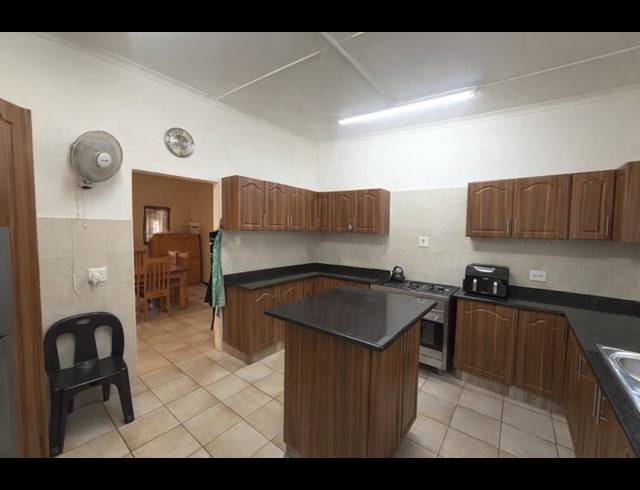 3 BEDROOM HOUSE FOR SALE IN LYNNFIELD PARK